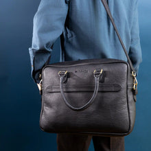 Load image into Gallery viewer, Alder Pebble Grain Leather Techbag (Brown)