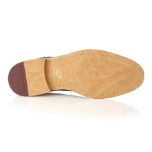 Load image into Gallery viewer, Shelby Oxford Tan / Navy