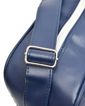 Load image into Gallery viewer, LAMBRETTA Logo Flight Bag