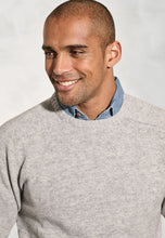 Load image into Gallery viewer, CHARLBURY Lambswool 7 Gauge Crew Neck Jumper