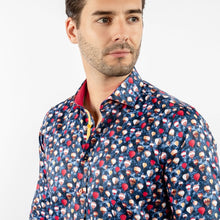 Load image into Gallery viewer, Claudio Lugli Floating Hot Air Balloons Print Shirt