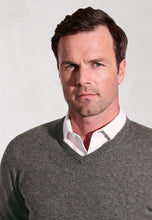 Load image into Gallery viewer, Dorset Navy Luxury 12 Gauge Cotton Merino V-Neck Jumper