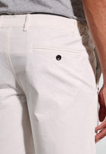 Load image into Gallery viewer, Piven White Garment Dyed Cotton Stretch Casual Shorts