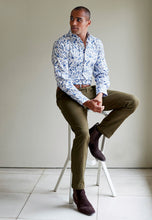 Load image into Gallery viewer, Seychelles Winter Weight Cotton Twill Tailored Fit Trouser