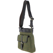 Load image into Gallery viewer, Vintage Hunter Leather Travel Bag Tweed : Doug