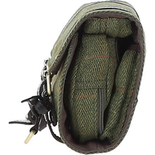 Load image into Gallery viewer, Liam Hanging Tweed Washbag