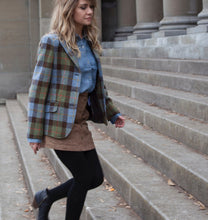 Load image into Gallery viewer, BUCKTROUT Claire Hacking Jacket