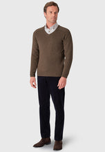 Load image into Gallery viewer, BARTON V-Neck Knitwear
