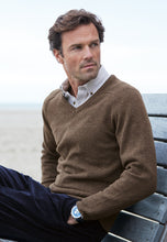 Load image into Gallery viewer, BARTON V-Neck Knitwear