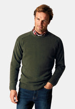 Load image into Gallery viewer, CHARLBURY Lambswool 7 Gauge Crew Neck Jumper