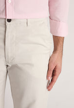 Load image into Gallery viewer, Tailored Fit Leo Stretch Cotton Chinos
