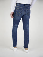 Load image into Gallery viewer, MISH MASH SLIM FIT FLEX ACTIVE MID DENIM JEAN
