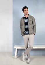 Load image into Gallery viewer, VANTAGE LT GREY JACKET
