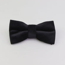 Load image into Gallery viewer, Velvet Bow Tie
