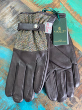 Load image into Gallery viewer, Sterling Half Leather Harris Tweed Gloves
