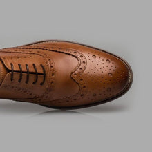Load image into Gallery viewer, GATSBY Shoe by London Brogues - TAN
