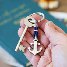 Load image into Gallery viewer, Anchor &amp; Rope Keyring
