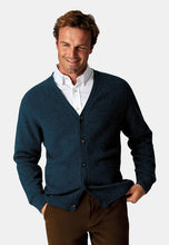 Load image into Gallery viewer, TATHAM Lambswool 7 Gauge Button Through Cardigan
